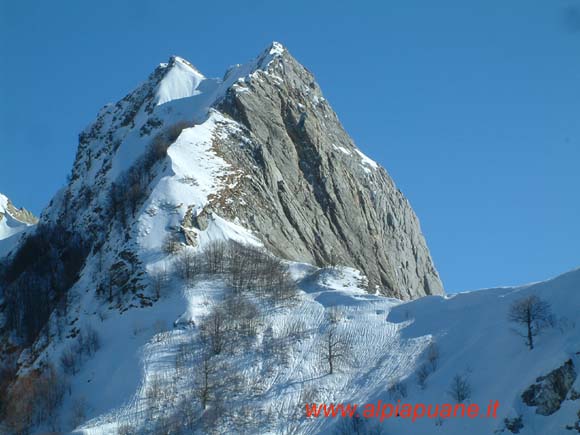 Passo delle Pecore e monte Contrario